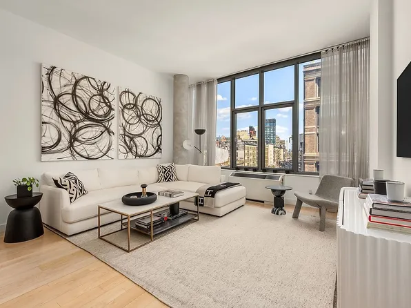 210 Lafayette St APT 5D, New York, NY 10012