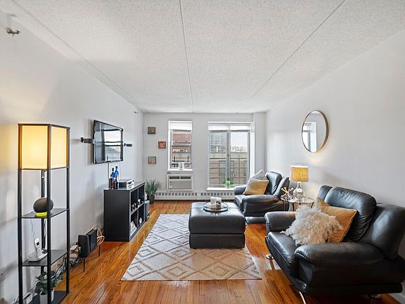3rd image of 1831 Madison Ave APT 6G