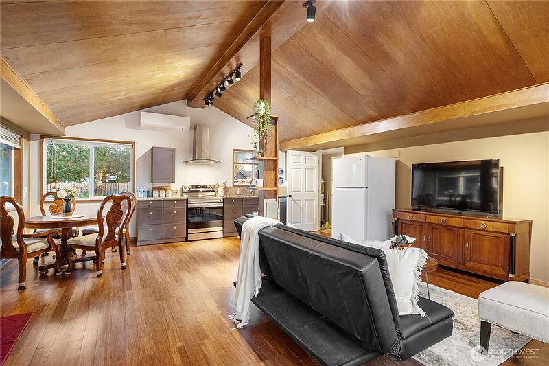 5th image of 2579 Finkbonner Road