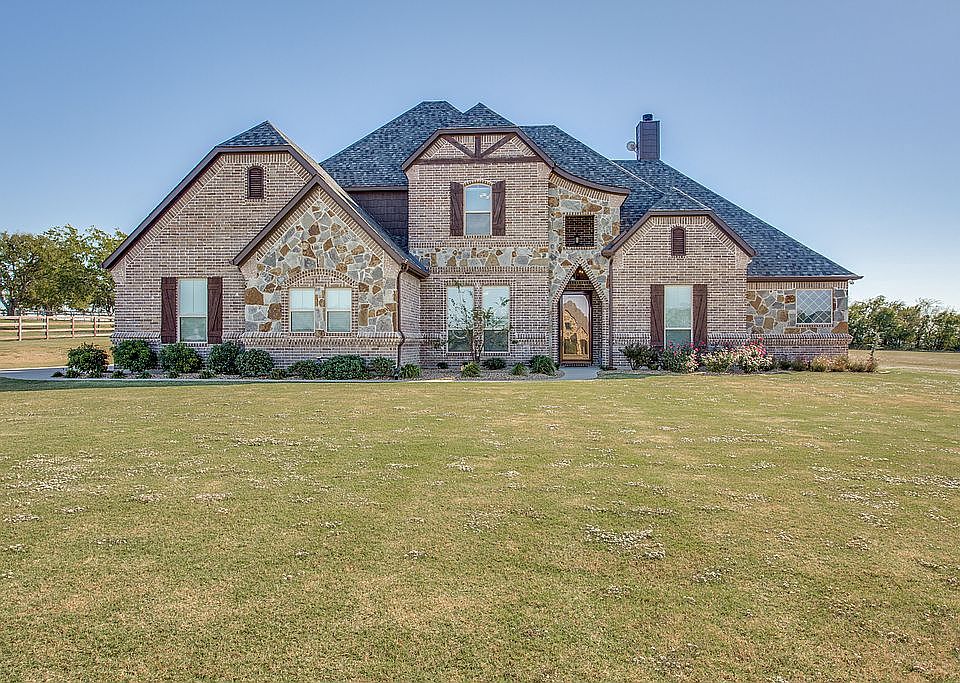 1st image of 7141 Hunnington Dr