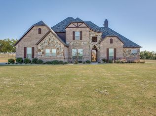 7141 Hunnington Dr, Sanger, TX 76266