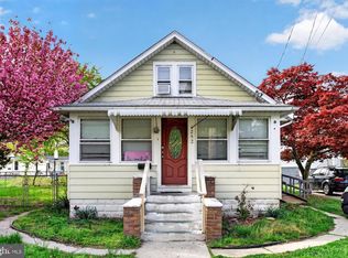 242 N Broad St, Penns Grove, NJ 08069