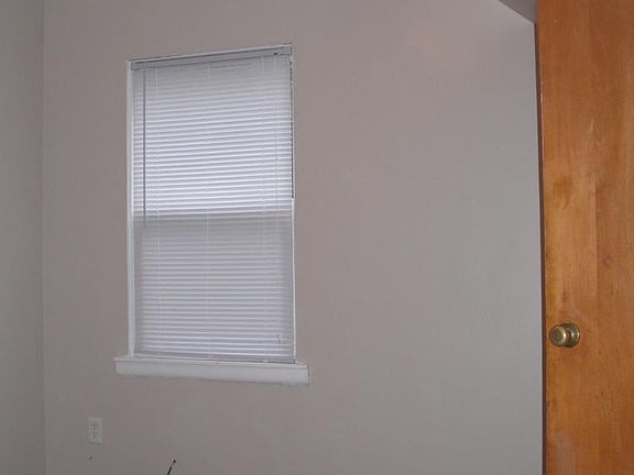 5th image of 1301 W 150th St APT 1