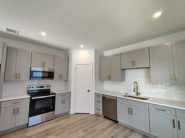 3263 Sauce Pan Way #B — Photo 5