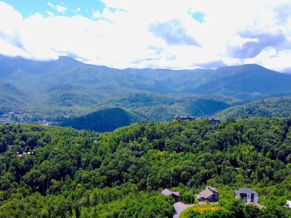 153 N Skyline Dr Lot 153, Gatlinburg, TN 37738