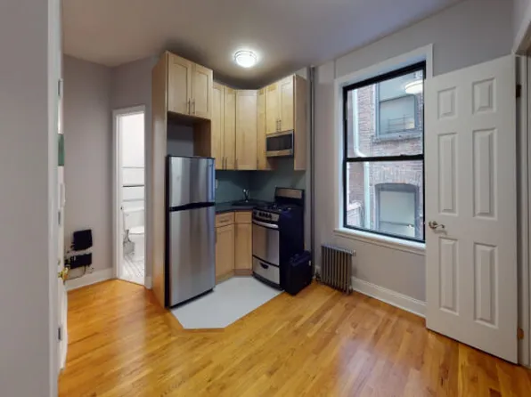236 E 13th St, New York, NY