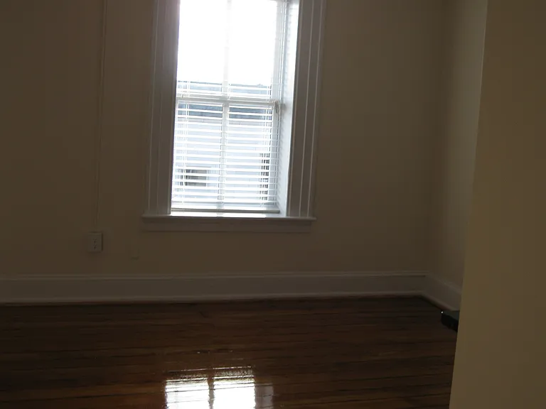 102 N Main St #302 — Photo 8