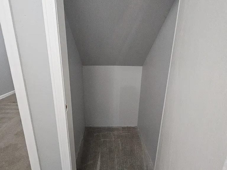 150 W Main St #4 — Photo 8