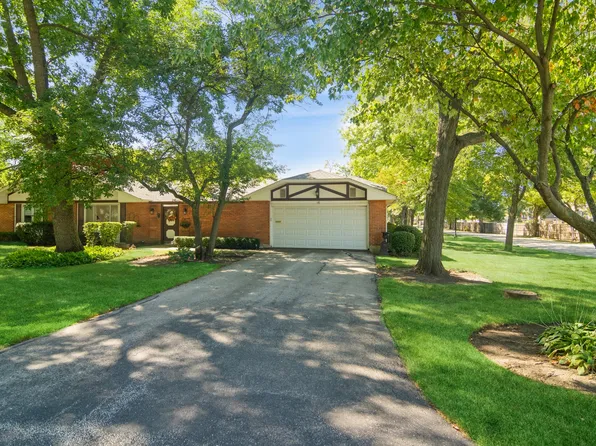 16 Duxbury St #0, Rolling Meadows, IL 60008