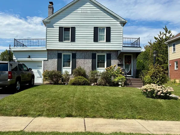 729 Harding St, New Cumberland, PA 17070