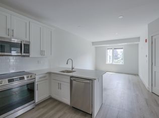34 Knight St #304, Providence, RI 02909