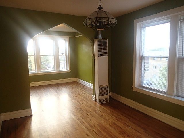 1st image of 2253 S Oakley Ave #12