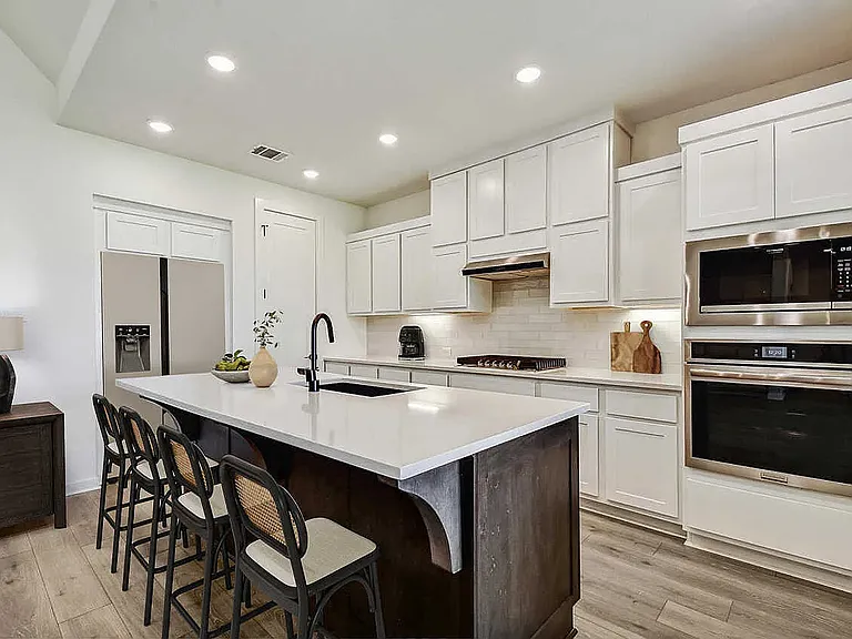 564 Biscayne Bay Bnd — Photo 4