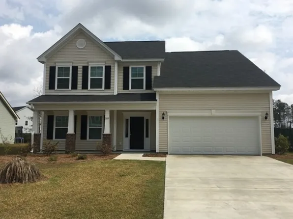 1389 Castleoak Dr, Richmond Hill, GA 31324