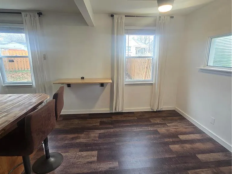 3129 Moravian Ave — Photo 4