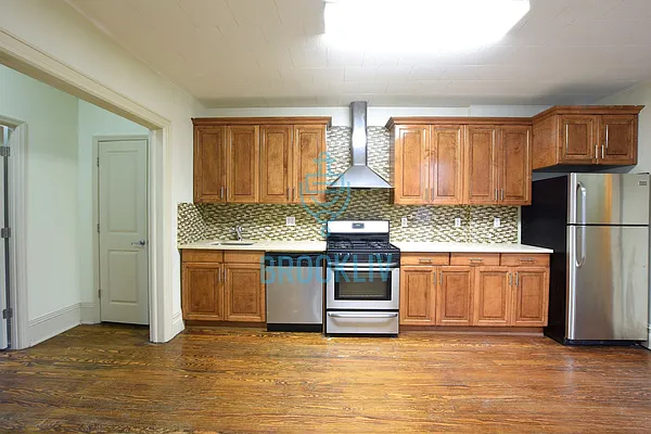 Rented by null | media 11