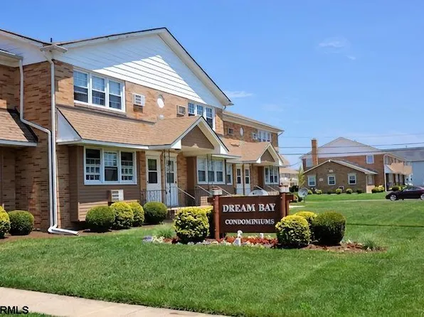707 N Dorset Ave APT B4, Ventnor City, NJ 08406
