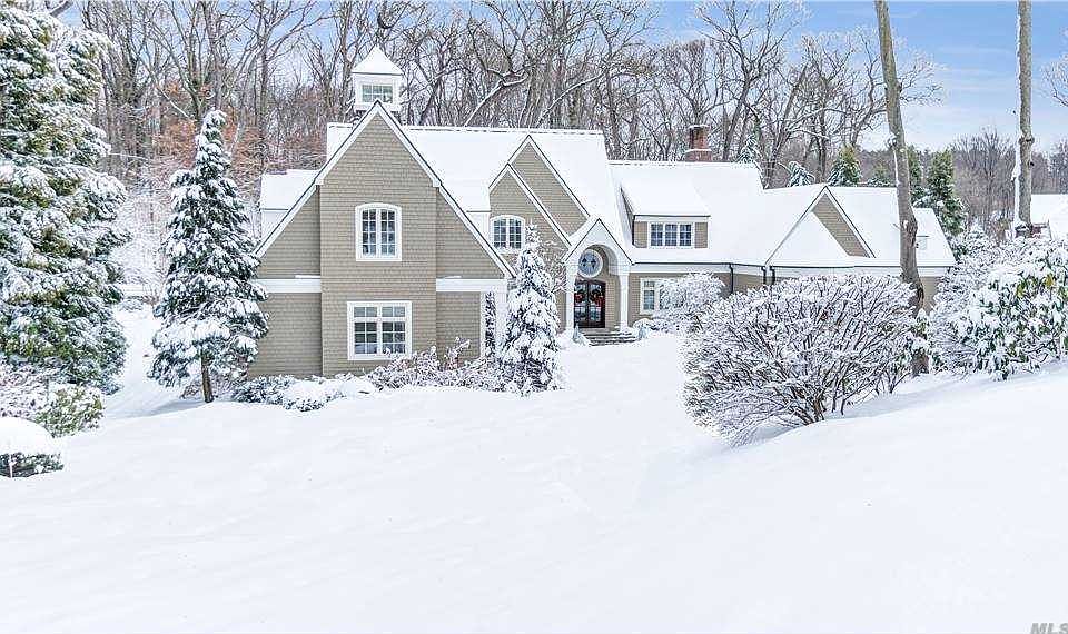 1st image of La Colline Dr