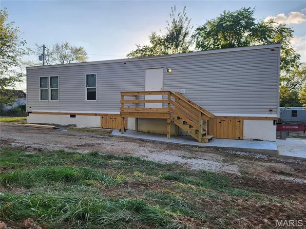 411 W Nelson Street, Conway, MO 65632
