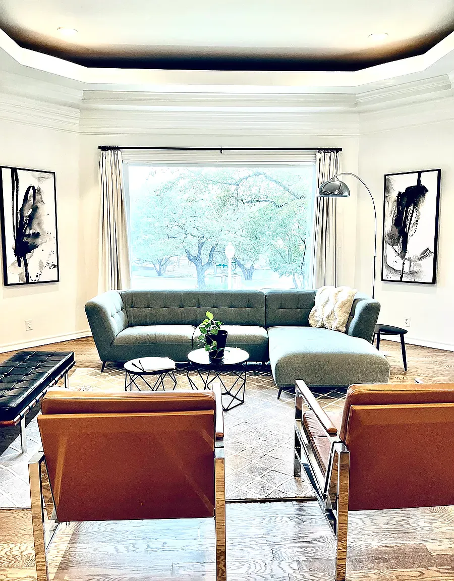 5 bed, 5.5 bath, 5005 sqft, $6,000 — Photo 2