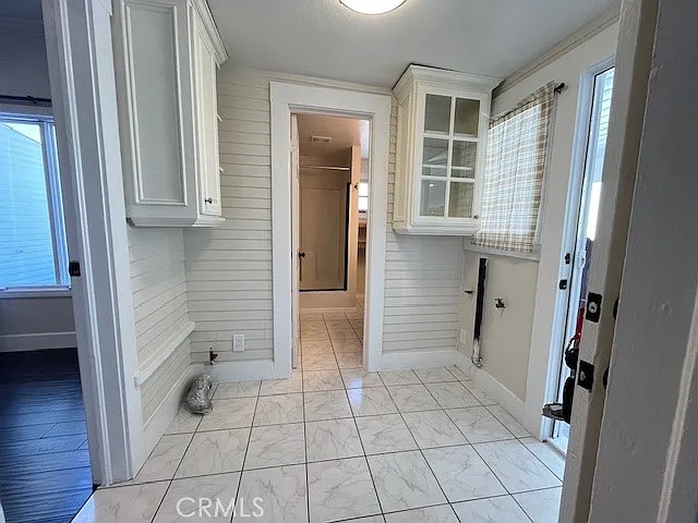 320 S Broadway #B — Photo 7