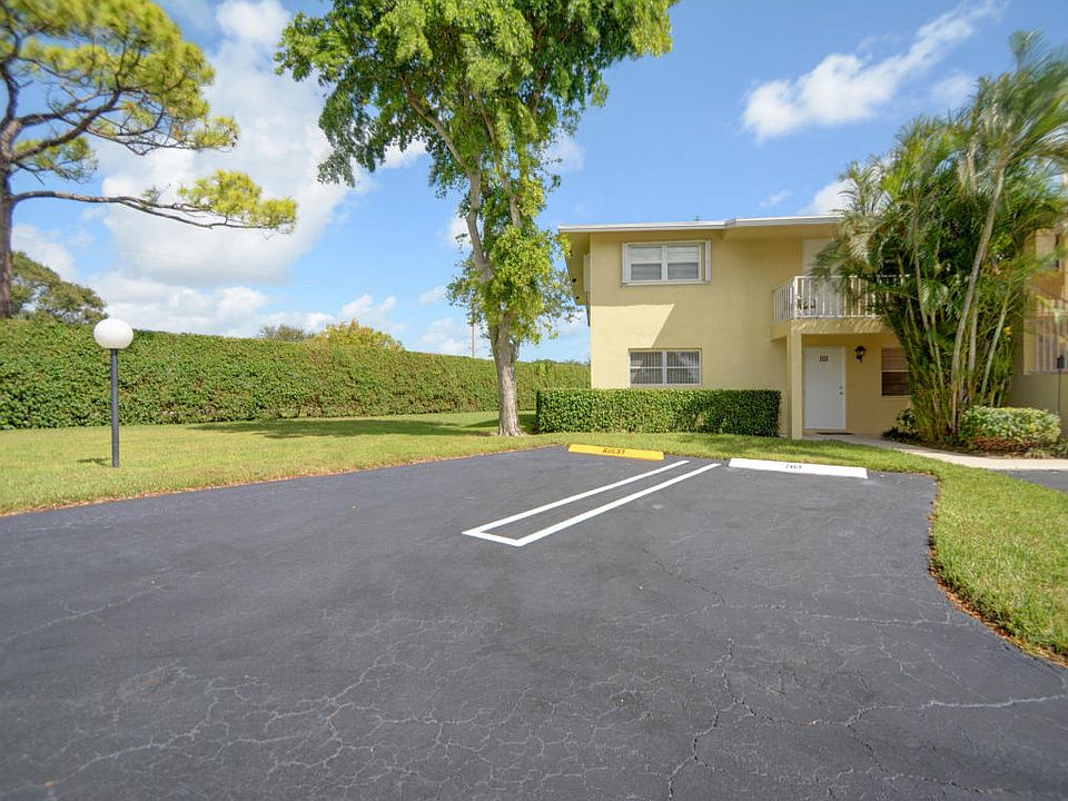 1st image of 2300 Del Aire Blvd APT 101