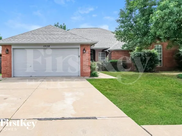 1528 NW 179th St, Edmond, OK 73012