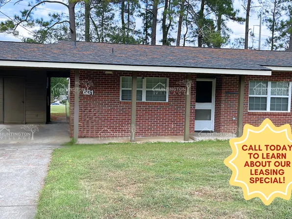 631 Randolph Ave, Warner Robins, GA 31098