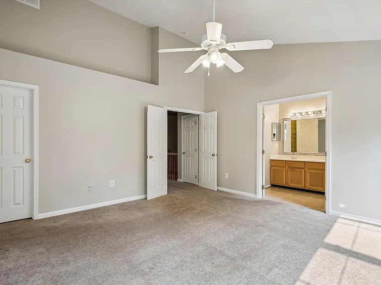 6733 Sullivan Way — Photo 40