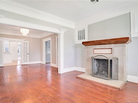 4th image of 403 Louie St