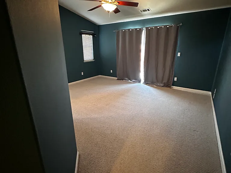 320 Elderberry Ln — Photo 10