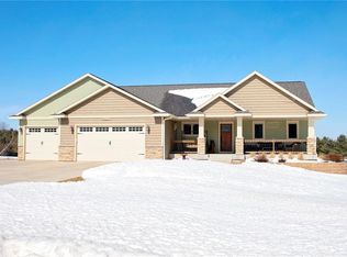 E4052 Cedar Rd, Eleva, WI 54738