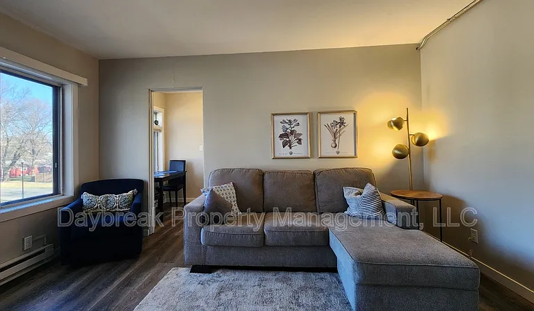 1258 10th St N #204 — Photo 3