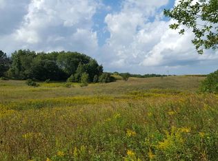 N Hillside Row, Edgerton, WI 53534