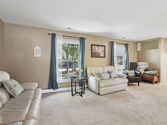 4th image of 5812 Dartmouth Dr