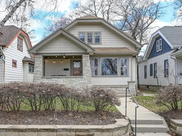 1218 North Hawley STREET, Milwaukee, WI 53208