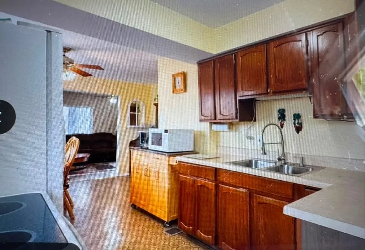 2 bed, 1000 sqft, $1,195 — Photo 3