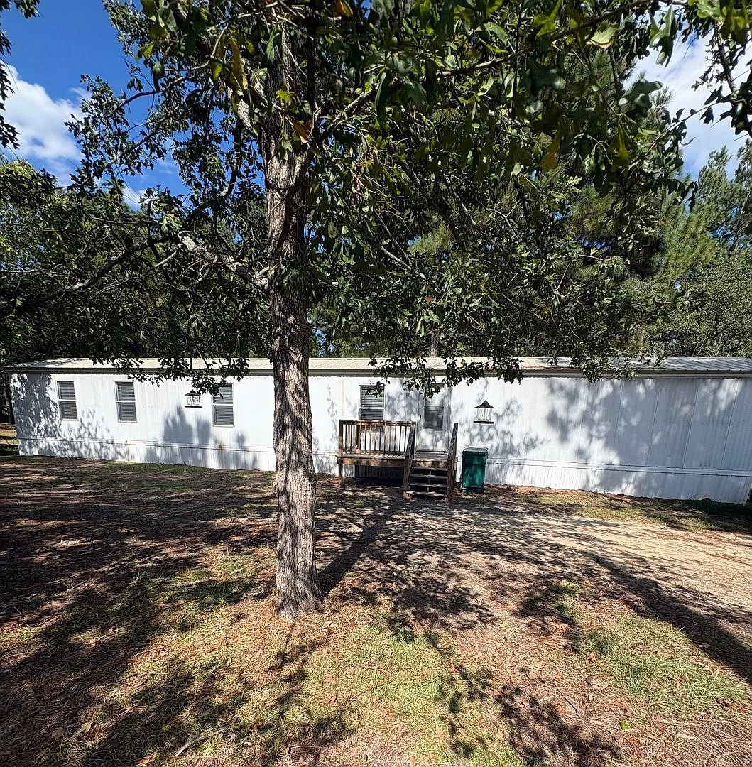 HC32601 — Photo 1
