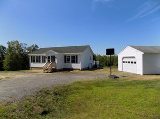 1751 Clarry Hill Rd, Union, ME 04862