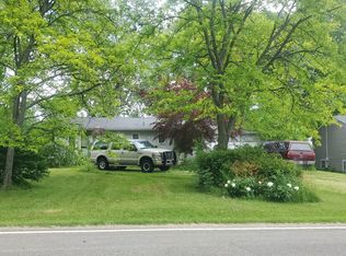 1480 Congress Lake Rd, Mogadore, OH 44260