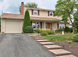 2166 Coventry Rd, Lancaster, PA 17601
