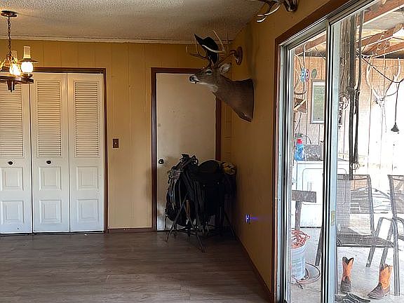 3rd image of 1622 Lindberg Ave