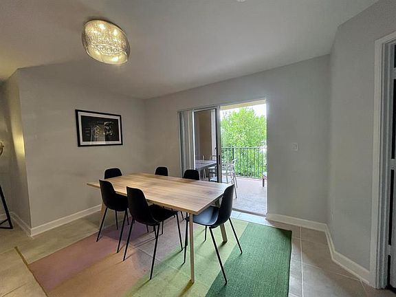 5th image of 900 Scotia Dr APT 305