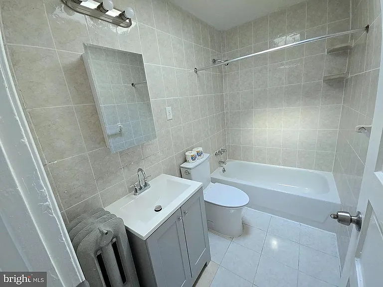 433 W Chew Ave #2 — Photo 3