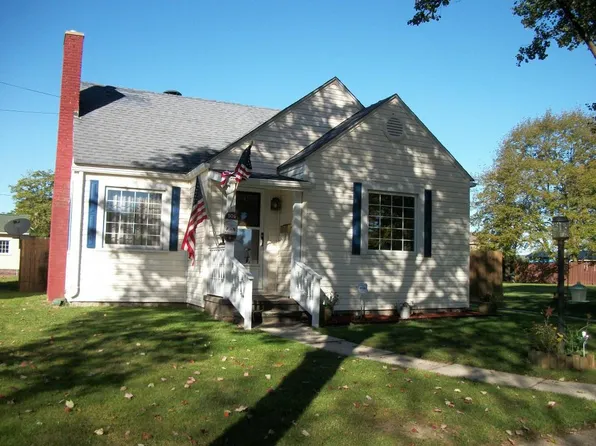 506 N Penn St, Punxsutawney, PA 15767