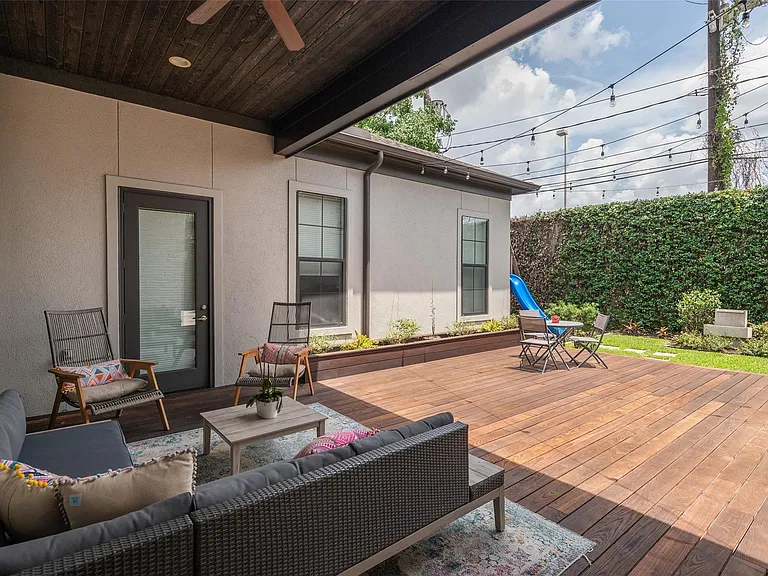 5655 Locke Ln — Photo 23