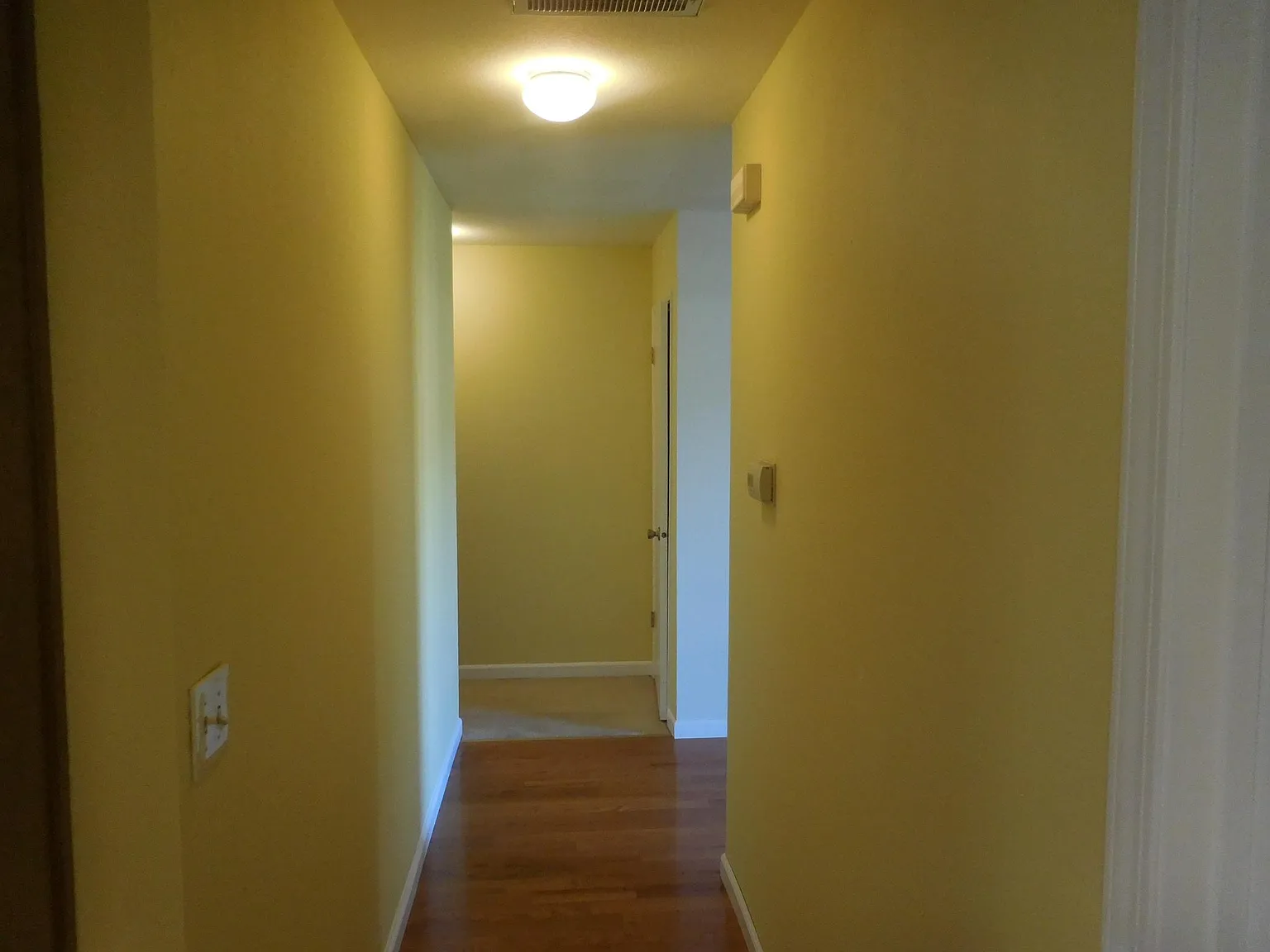 4 bed, 1920 sqft, $3,990 — Photo 4