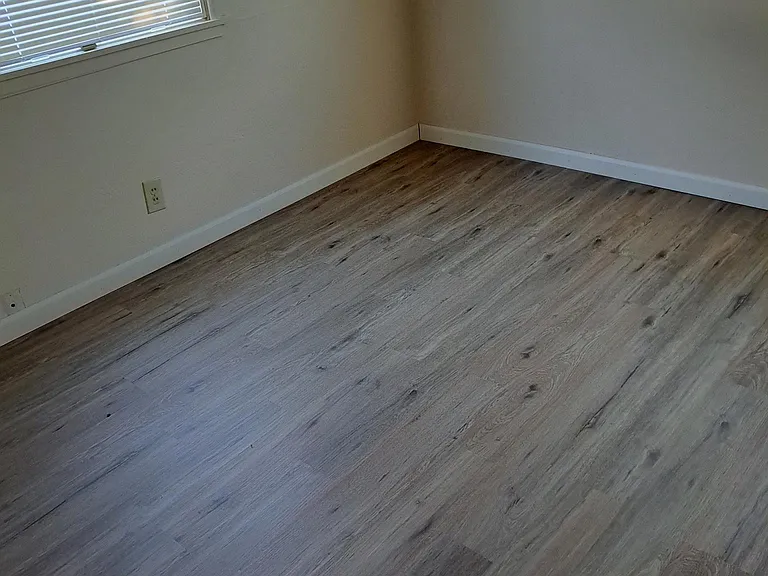234 Corson Ave — Photo 7