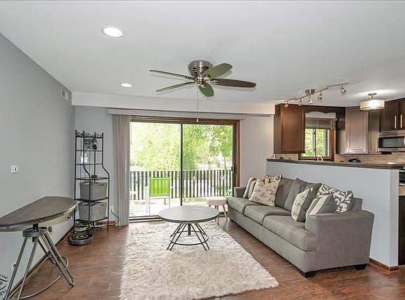 4th image of 13540 Lawler Ave APT 81