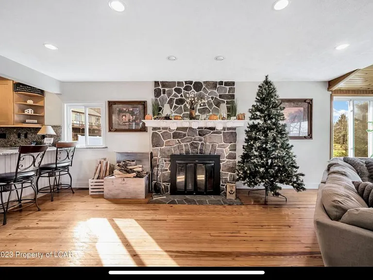 2255 Lakeside Dr #2 — Photo 9